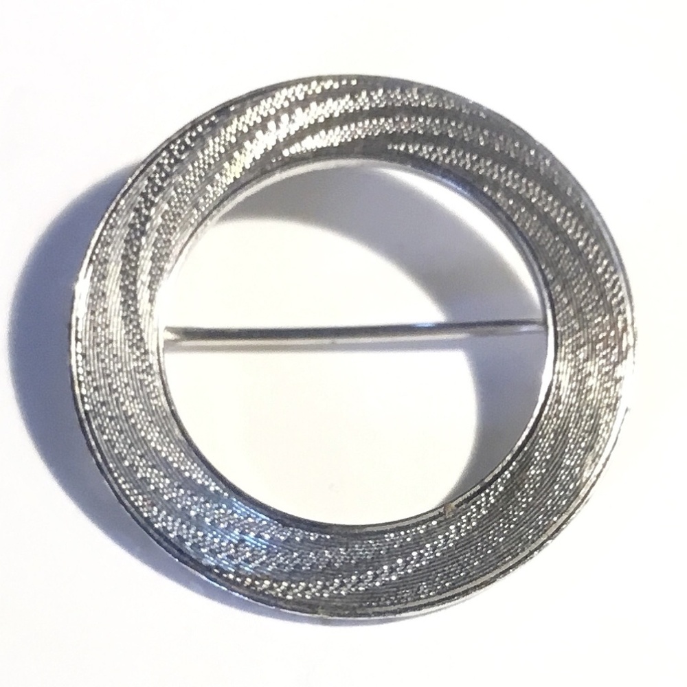 Vintage LaMode Engraved Sterling Silver Circle Pin